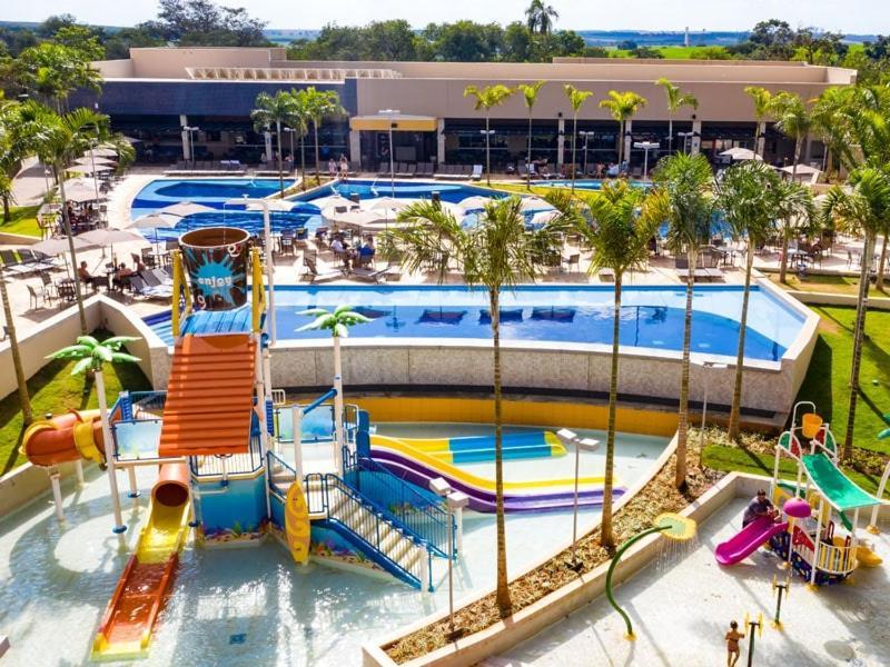 Enjoy Solar das Águas Park Resort - Próximo ao Thermas dos Laranjais Olímpia Esterno foto